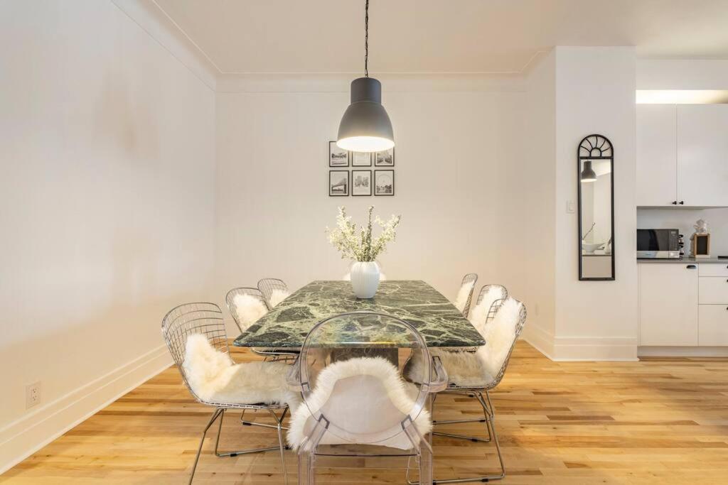 Charm & Luxury Vacation Headquarters To Downtown! *