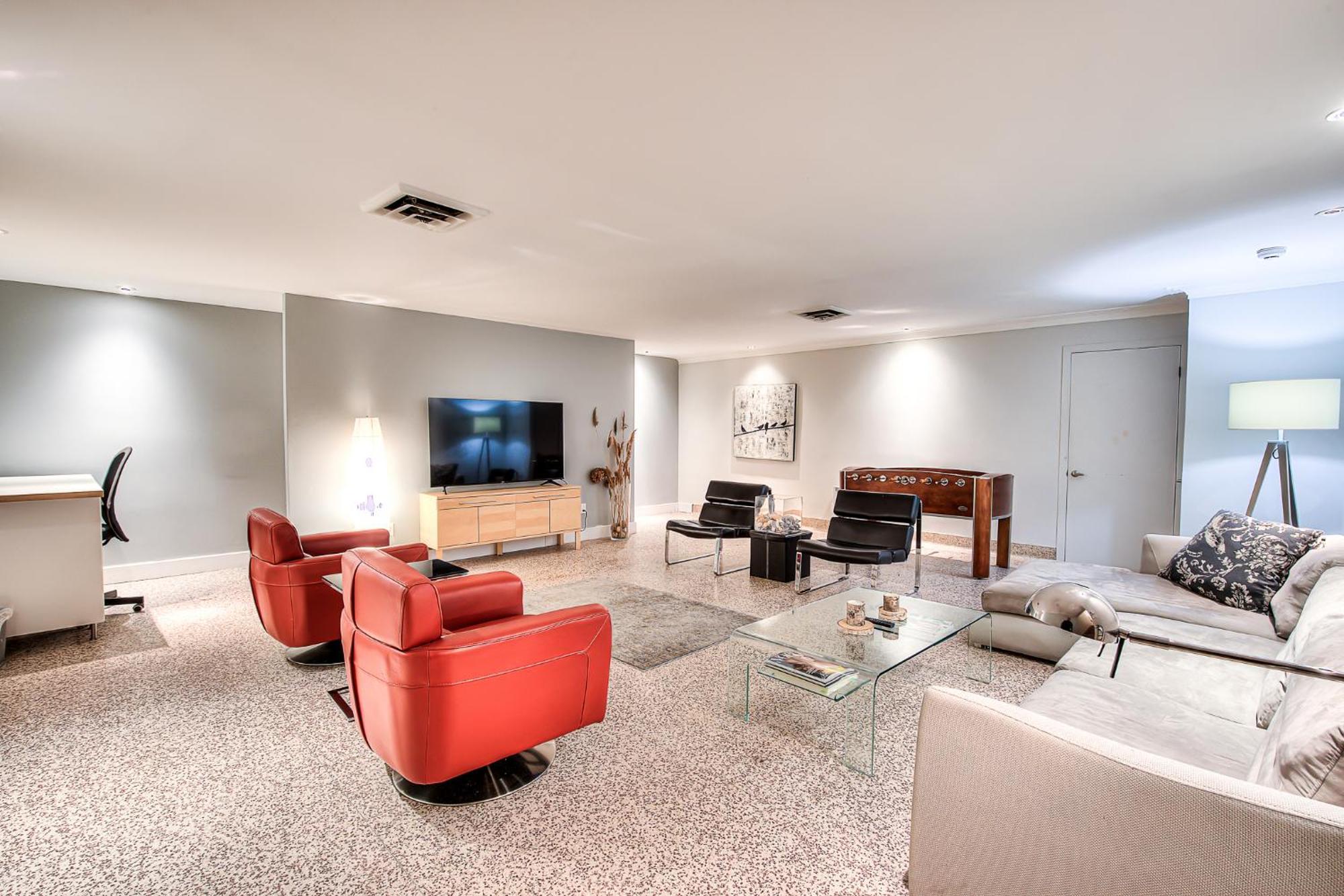 Apartamento Charm & Luxury Vacation Headquarters To Downtown! *