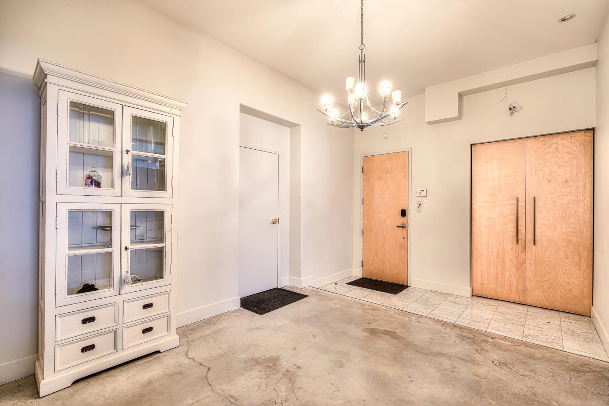 Charm & Luxury Vacation Headquarters To Downtown! *